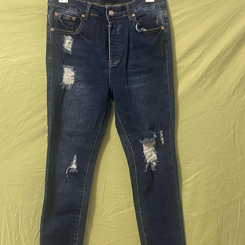 Blue Skinny Jeans with Distressed Details